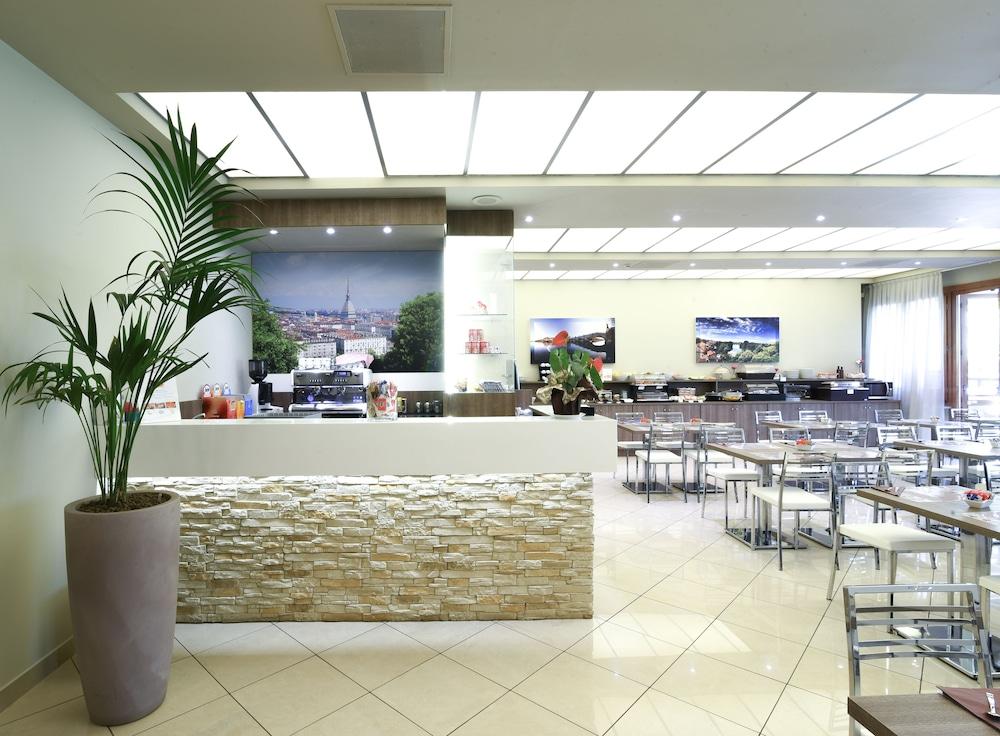 Hotel Quality La Darsena 4*