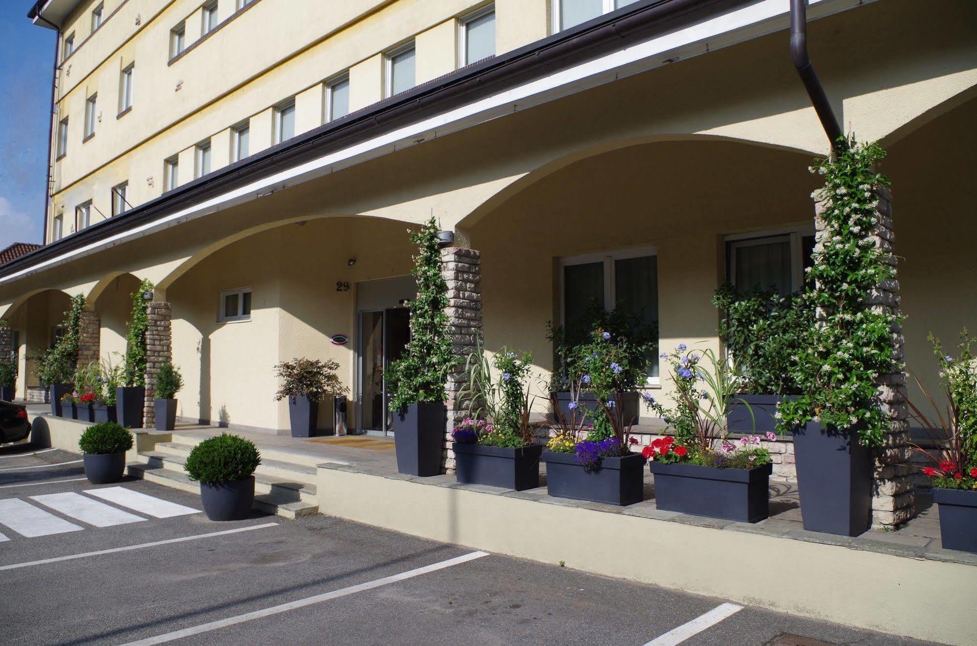 Quality La Darsena 4*